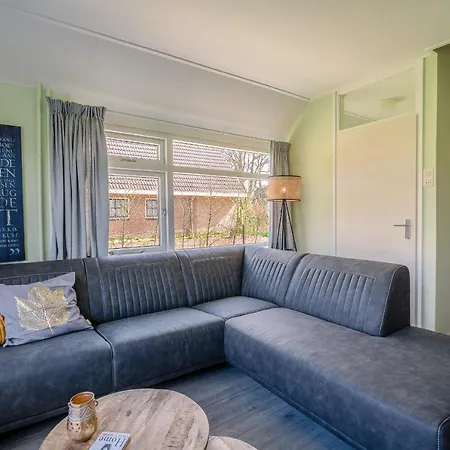 Apartment Nieuwlanderweg 61